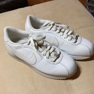 Nike Cortez - men’s size 6